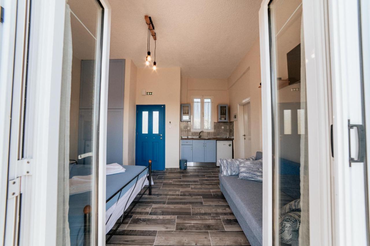 Cyclades Luxury Studios Nea Poteidaia Exteriör bild