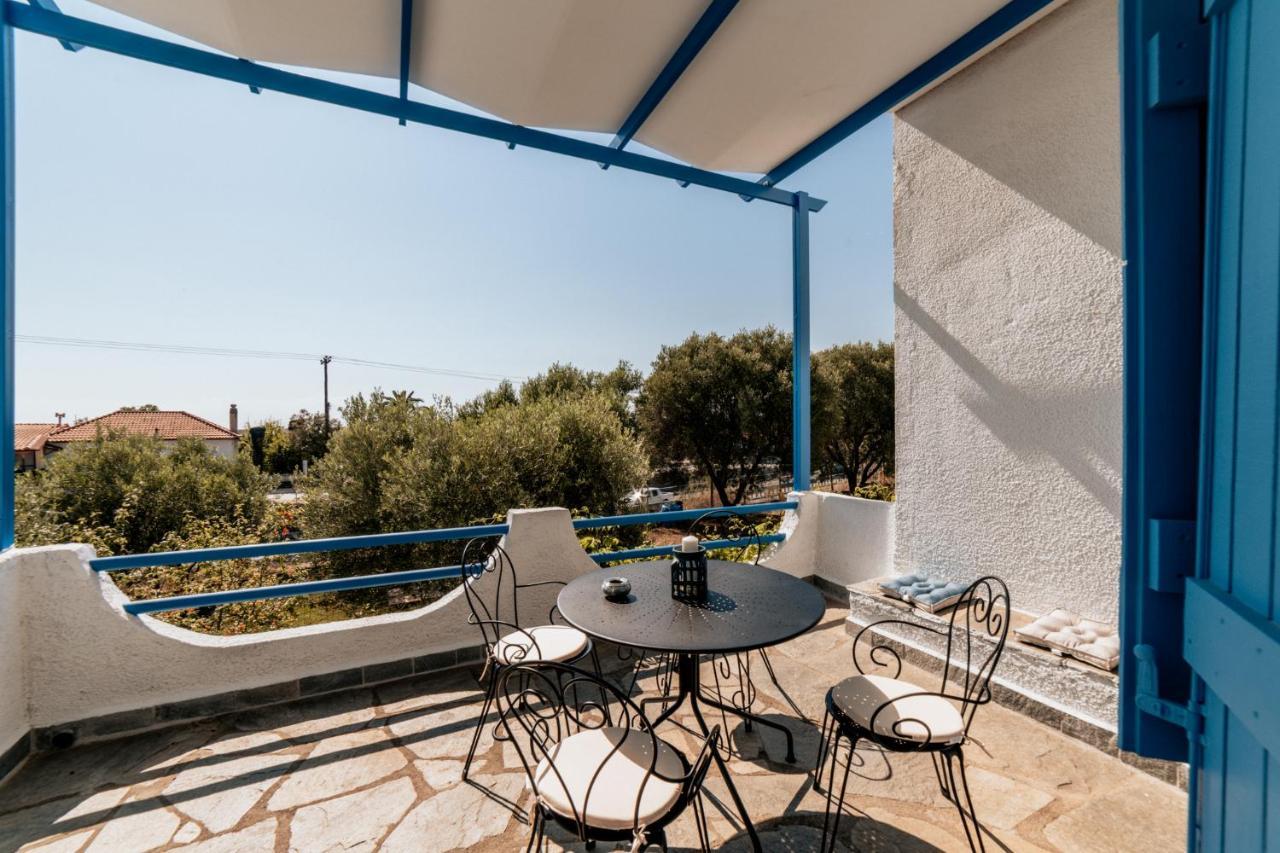 Cyclades Luxury Studios Nea Poteidaia Exteriör bild