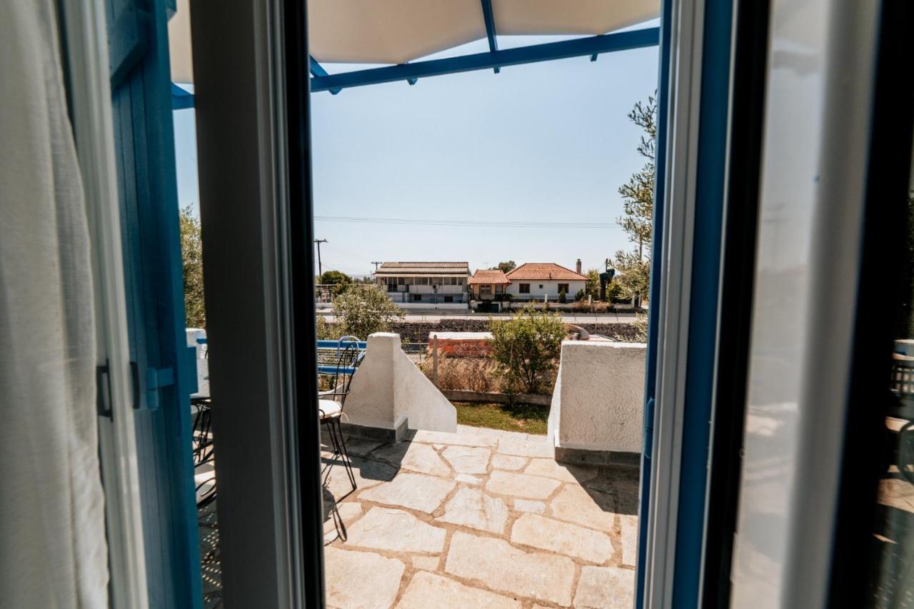 Cyclades Luxury Studios Nea Poteidaia Exteriör bild