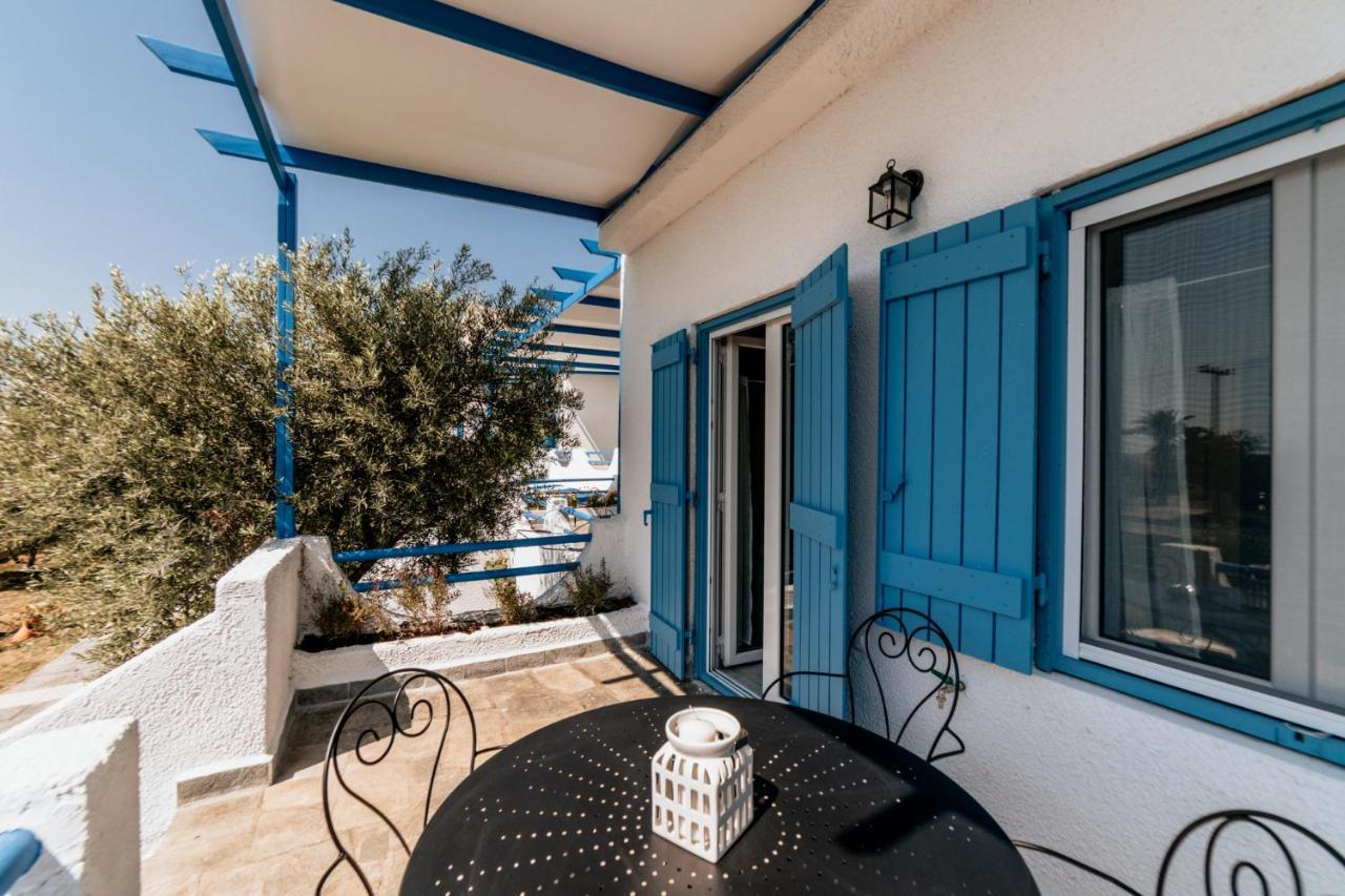 Cyclades Luxury Studios Nea Poteidaia Exteriör bild
