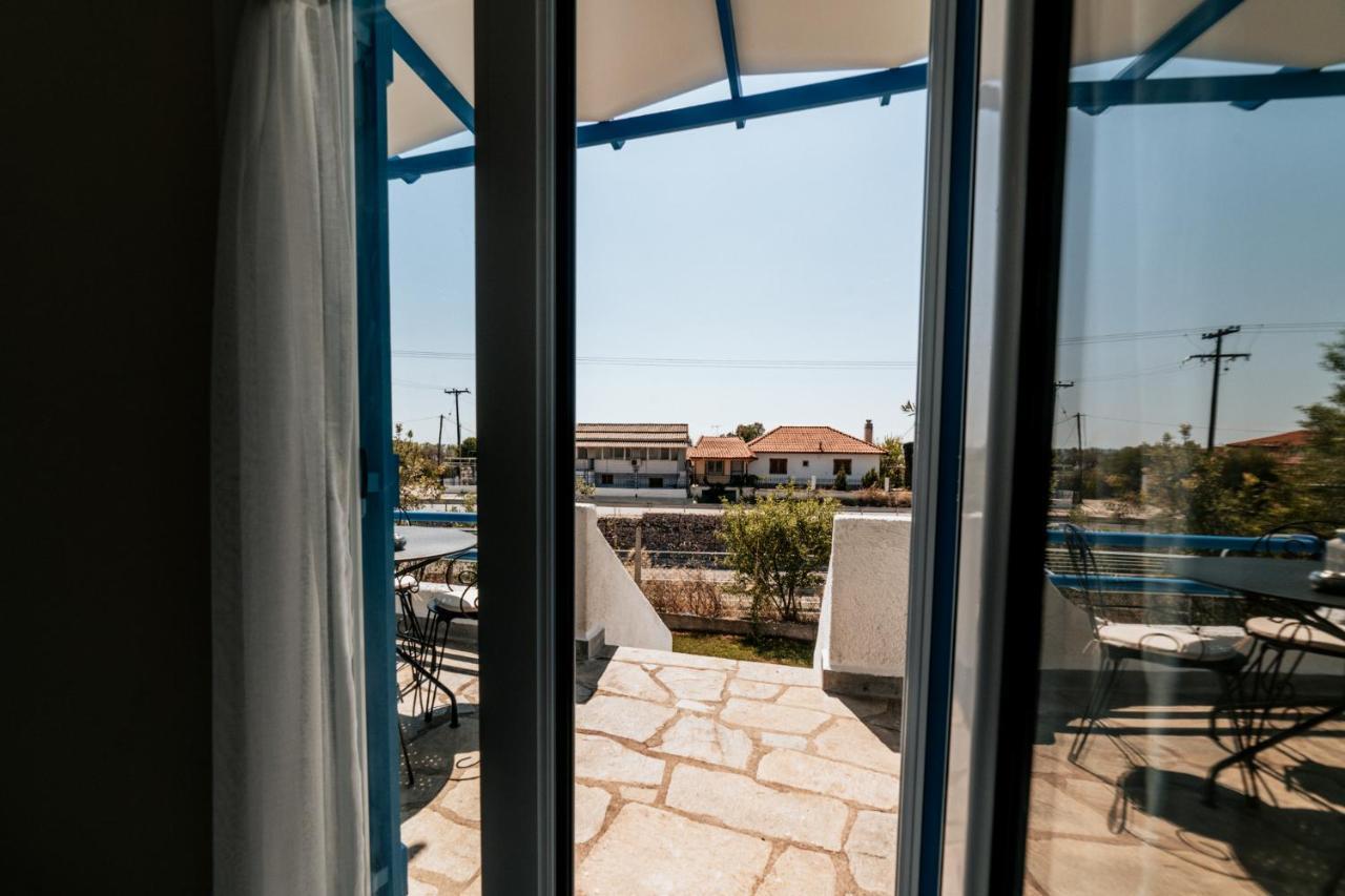 Cyclades Luxury Studios Nea Poteidaia Exteriör bild