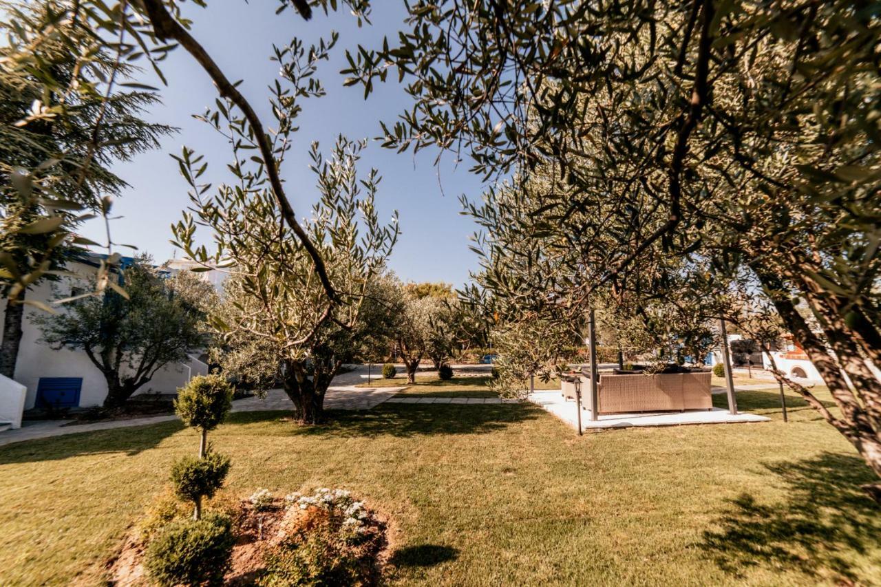 Cyclades Luxury Studios Nea Poteidaia Exteriör bild