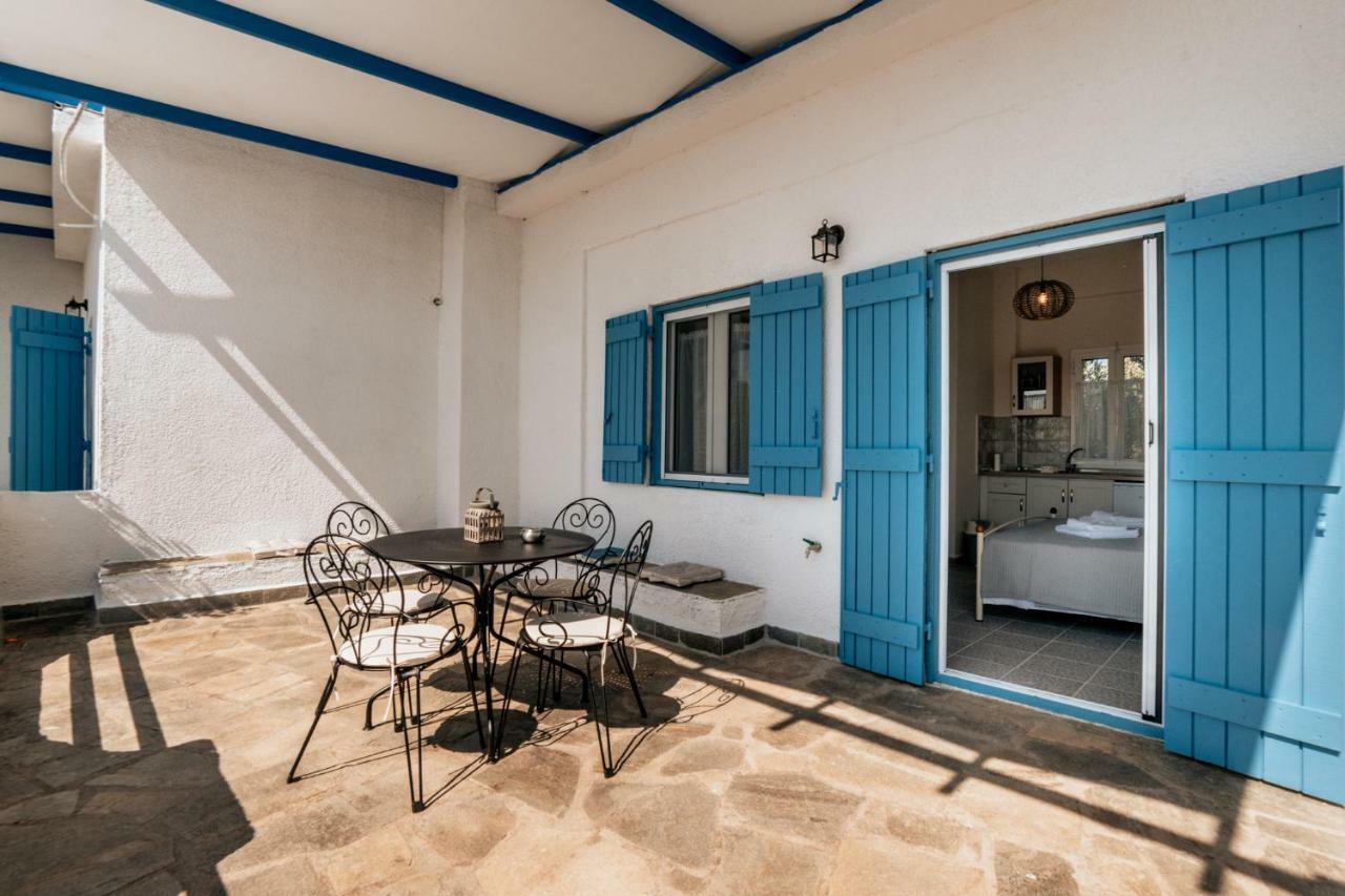 Cyclades Luxury Studios Nea Poteidaia Exteriör bild