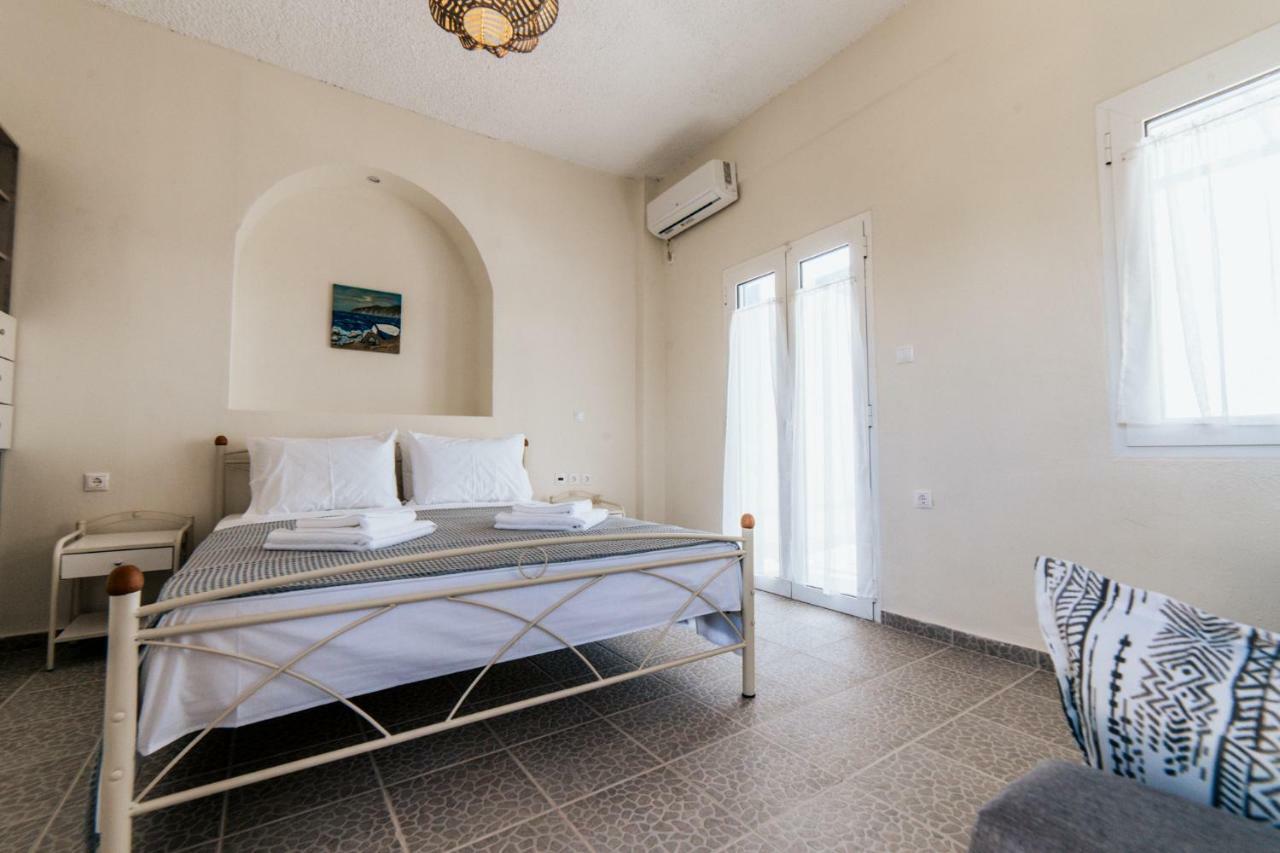 Cyclades Luxury Studios Nea Poteidaia Exteriör bild