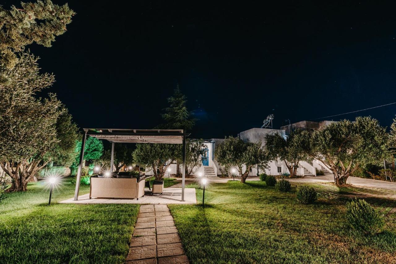 Cyclades Luxury Studios Nea Poteidaia Exteriör bild